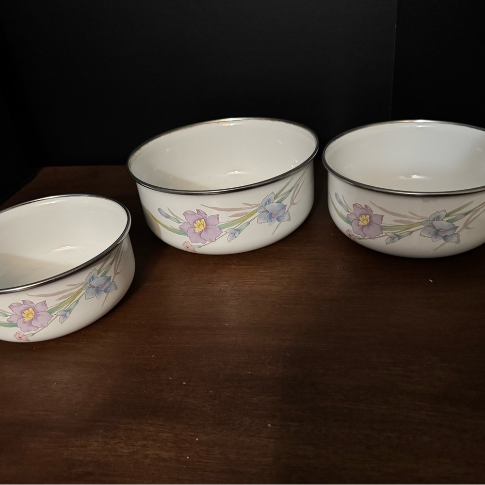 Studio Nova Floral Design Bowls - White with Purple and Blue Accents